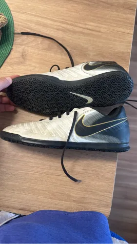 Chuteira Nike Tiempo Futsal Original número 40