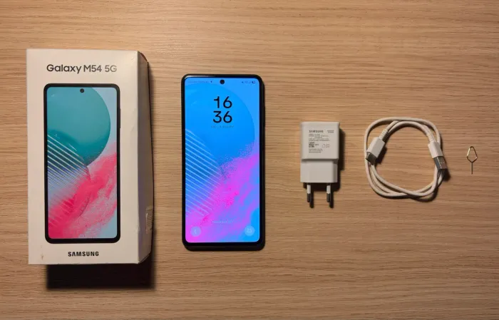 Samsung Galaxy M54 5G 128GB - Kit Completo - Perfeito Estado