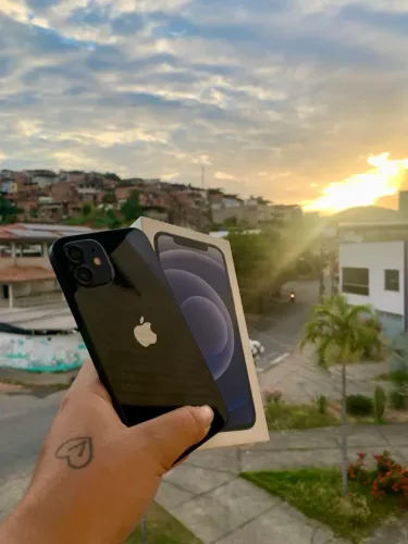 iPhone 12 todo original 