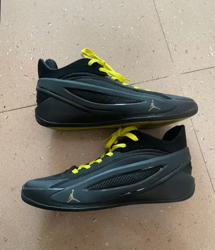 Tênis de basquete Luka 5 - Tamanho 42BR