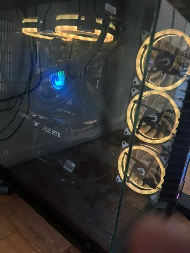 PC Gamer | 8 meses de uso, peças na garantia | Monitor Samsung 27"