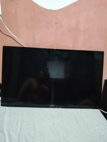 Tv 39 Panasonic ( NÃO É SMART )
