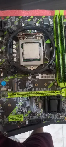 Kit placa mãe b75 + processador i5 2400 