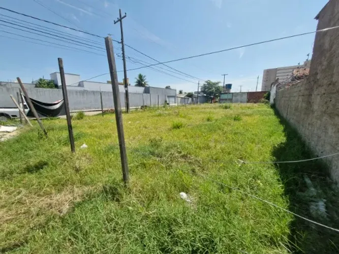 Ótima oportunidade para quem deseja construir ou investir no próprio negócio!
