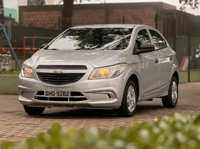 Chevrolet Onix Hatch LS 1.0 8V Flex Power Mec. 4P 2016