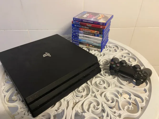 PS4 PRO