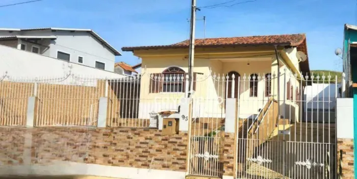 Casa com 4 dormitórios à venda, 120 m² por R$ 499.000,00 - Ponta Grossa - Maricá/RJ