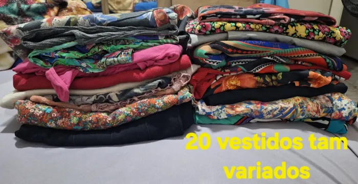 Lotes de Vestidos tamanhos variados
