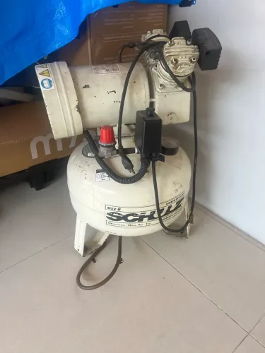 Compressor odontológico 