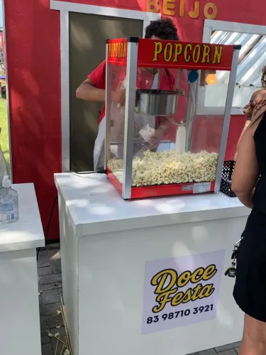 Máquina de Algodão Doce e Pipoqueira profissional