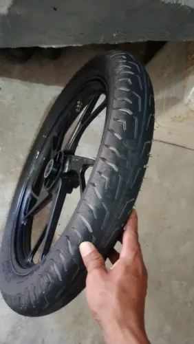 Roda de moto da fan 160 ano 2025 em bom estado