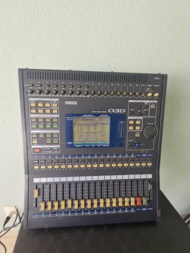 Mesa yamaha O3D 