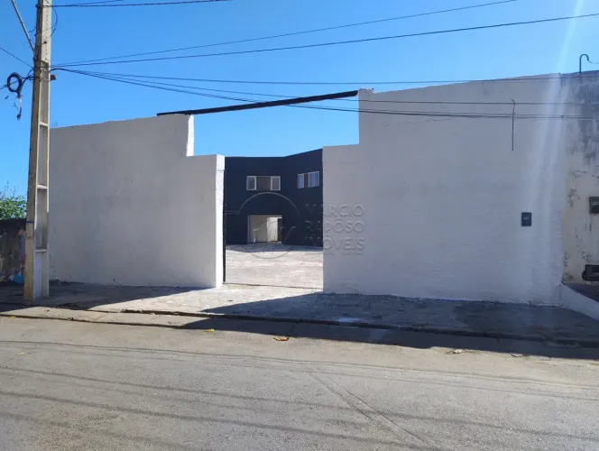 PONTO COMERCIAL NO TRAPICHE DA BARRA MEDINDO 564,00M² EM TERRENO MEDINDO 682,00M²