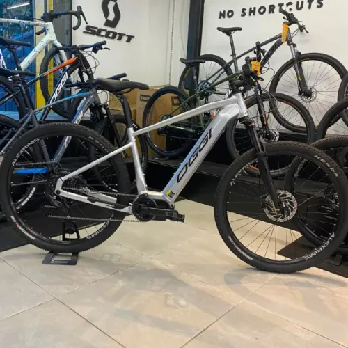 Bicicleta Eletrica Oggi l 8.2 tamanho L-19" nova com NF