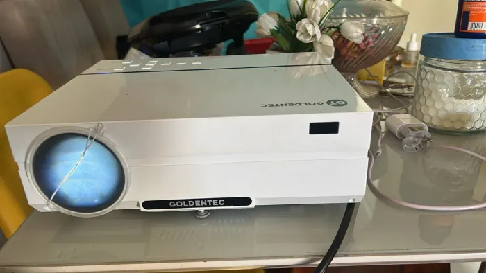 Retoprogetor goldentec novo na caixa 1300