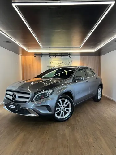 Mercedes-Benz GLA 200 Adv. 1.6/1.6 TB 16V Flex Aut. 2015
