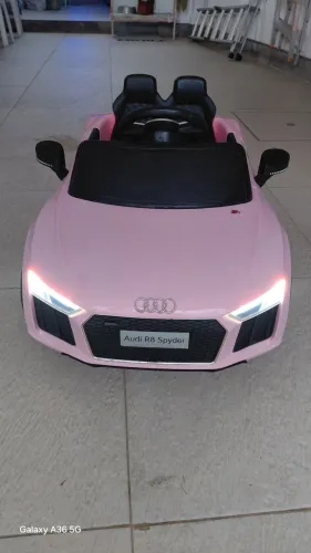 Mini Carro Elétrico Audi R8 Spyder 12V Rosa - Com Controle Remoto