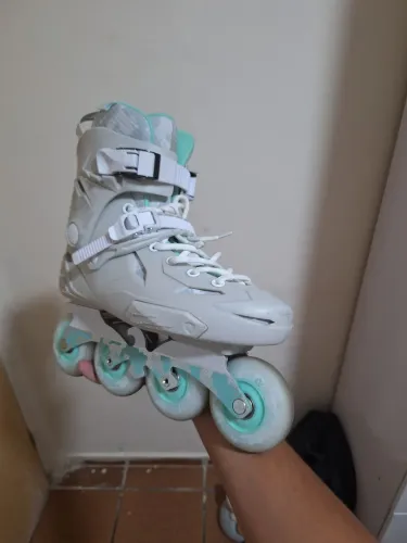 Patins Eagle profissional 39/40
