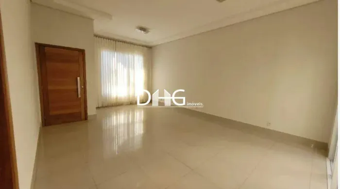 Casa para locação, 03 quartos, 175 m², por R$6.800,00 - Reserva Real - Paulinia/SP