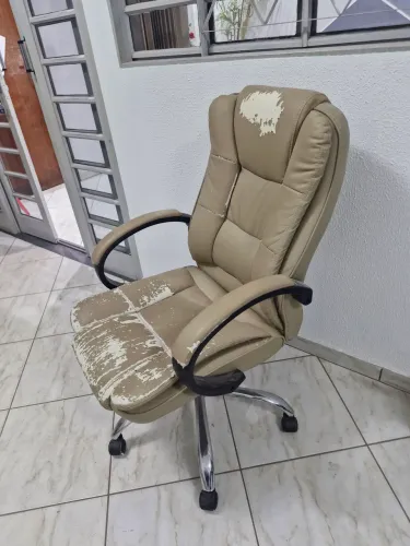 Poltrona escritório luxo giratória