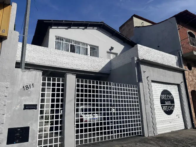 Casa para venda em Vila Mazzei com 3 quartos, sendo 3 suítes, 198m²