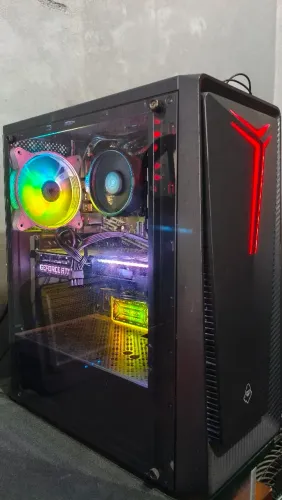 PC Gamer - Ryzen 5 5500 + RTX 3060 12GB