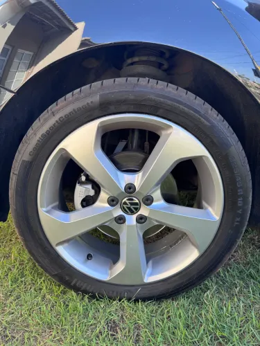 Jogo Roda M25 Aro 18 Prata C/ Pneus Continental 225/45