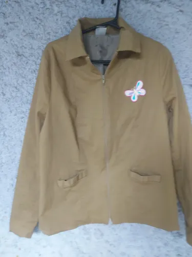 Lindo casaco forrado tamanho g infantil em perfeito estado