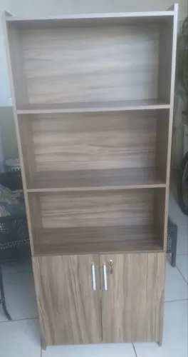Armário para escritório com chave