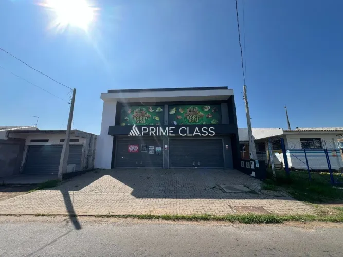 Ponto comercial de 198 m², 2 banheiros, Bairro Estância Velha