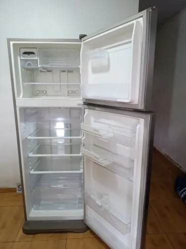 Geladeira electrolux frostfree 