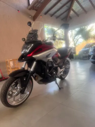 Nc 750X muito conservada 