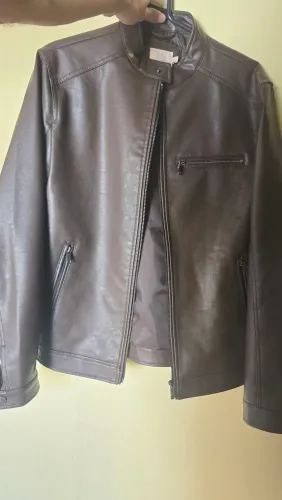 Jacketa de poliester original, nunca usada, tamanho P