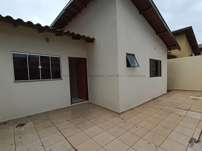 Casa para alugar no bairro Rita Vieira