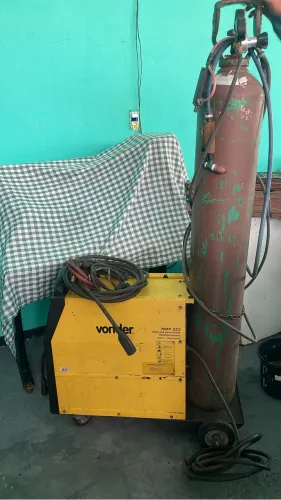 Vende-se máquina de solda