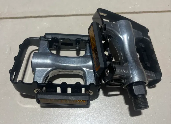 Pedal de bike alumínio