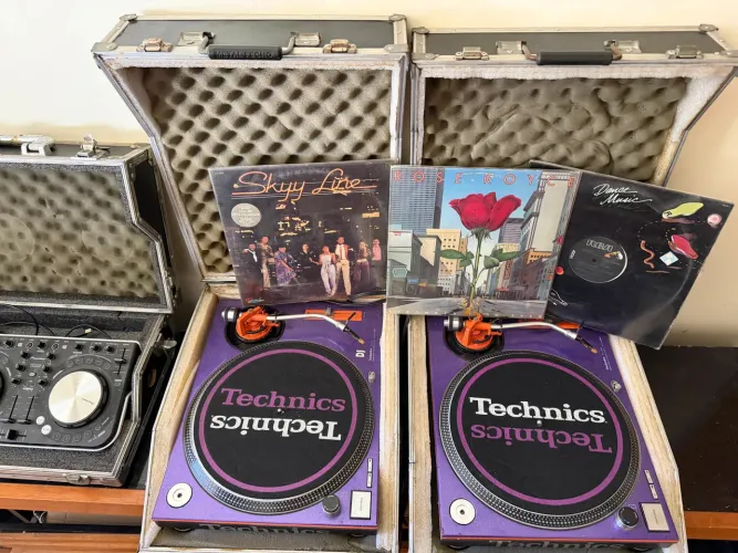 Par de toca disco TECHNICS 