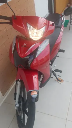 Vendo. moto Shineray jet 2025