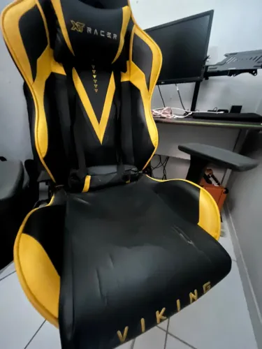 Cadeira Gamer XT Racer Viking XTR-011 Preta/Amarela, Reclinável, Até 120kg