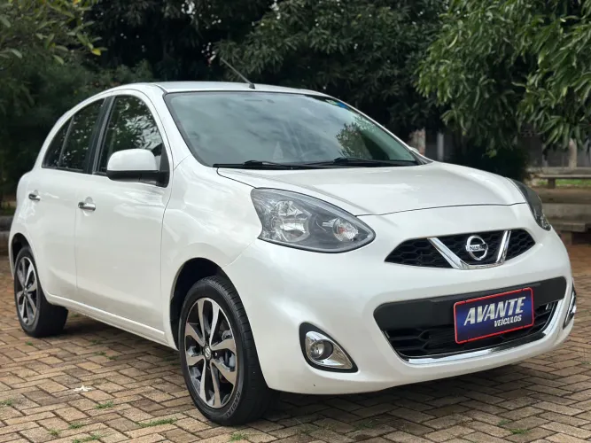 Nissan March SL 1.6 16V Flexstart 5P Aut. 2017