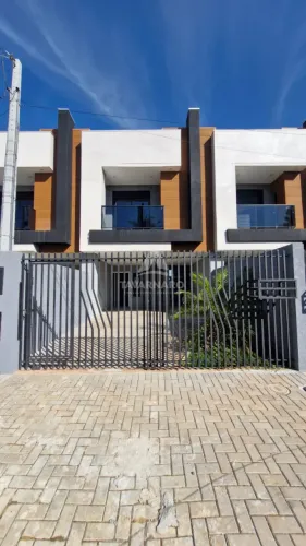 Sobrado Geminado em Ponta Grossa