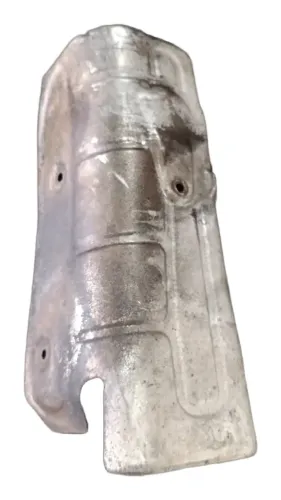 Protetor turbina Mercedes-Benz com detalhe A *8
