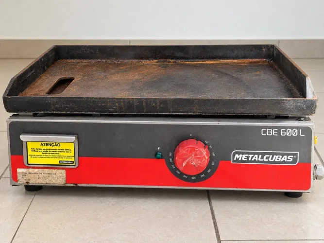 Chapa elétrica METALCUBAS pouco usada