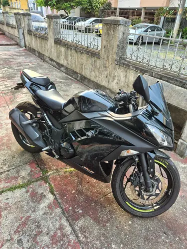 Kawasaki ninja 300 ABS