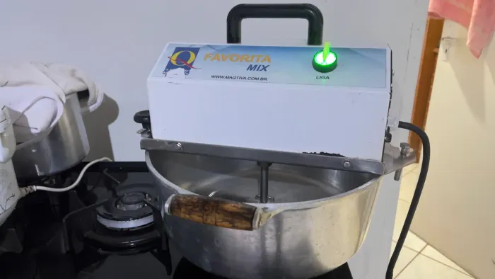 Mexedora de doces e salgados maqtiva aproximadamente 15litros