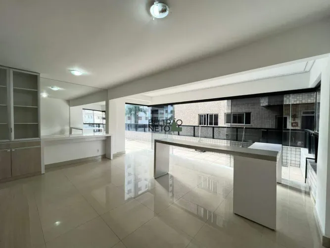 Apartamento 04 quartos com área privativa para alugar no Buritis - Lazer completo.