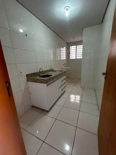 Residencial Mediterrâneo na 203 norte 2/4 com suíte