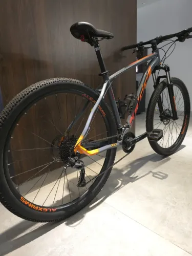 Bike OGGI 29 BW 7.0