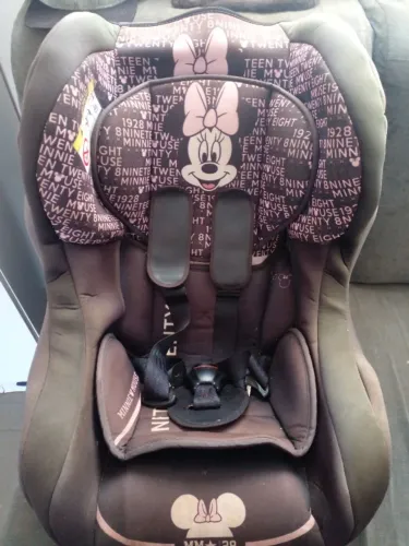 Cadeirinha de crianca automotiva 