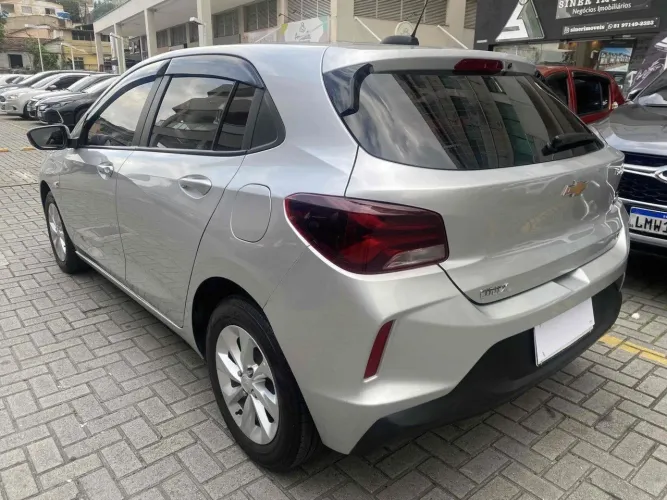 Chevrolet Onix Hatch LT 1.0 12V TB Flex Aut. 4P 2023